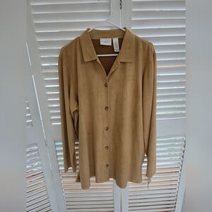 Liz Claiborne Women's Faux Suede Button-up Size XL